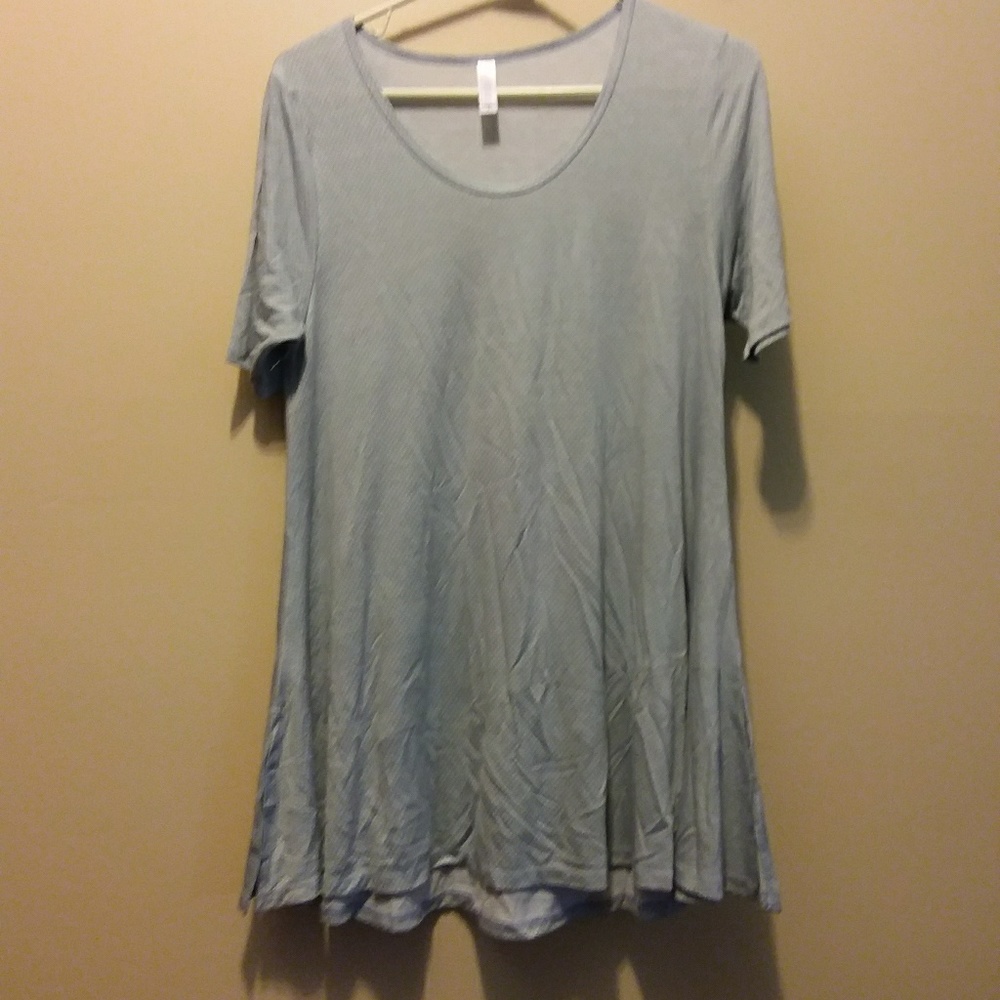 Lularoe Perfect Tee